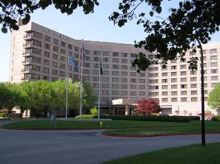 Doubletree Hotel Tulsa At Warren Place