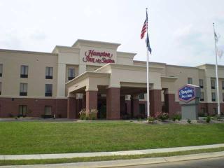 Hampton Inn & Suites Madisonville