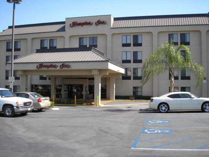 Hampton Inn Bakersfield-Central