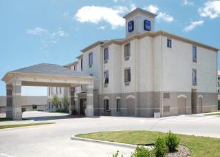 Clarion Inn & Suites Weatherford