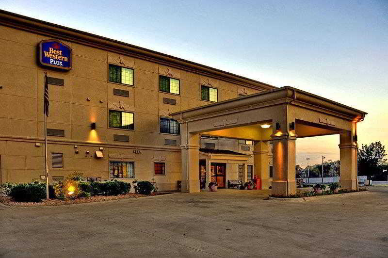 Best Western Plus Red River Inn