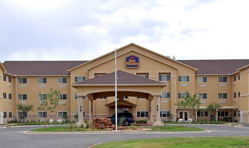 Best Western Palms Hotel & Suites