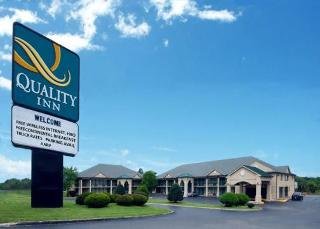 Baymont Inn & Suites Clarksville