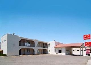 Econo Lodge  Inn & Suites