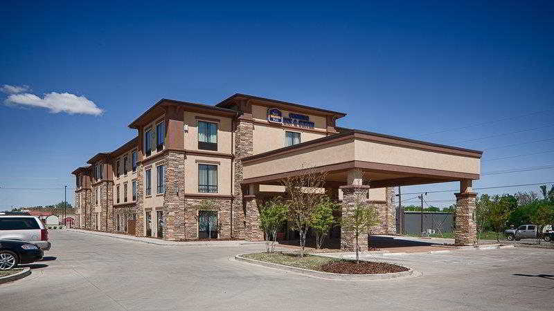 Best Western Plus Cushing Inn & Suites