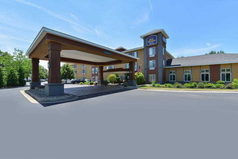 Best Western Plus Coldwater Hotel