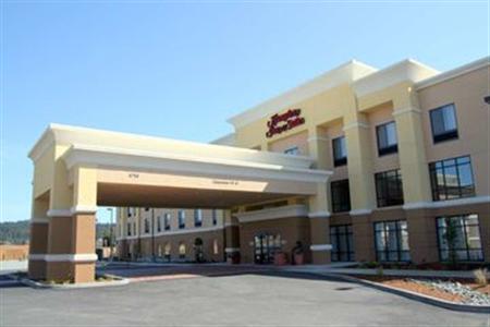 Hampton Inn And Suites