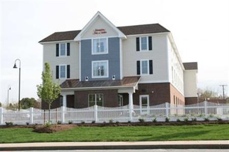 Hampton Inn & Suites Cape Cod-West Yarmouth