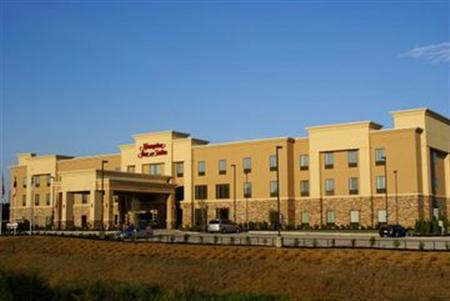 Hampton Inn & Suites