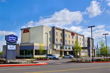 Hampton Inn And Suites