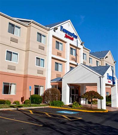 Fairfield Inn & Suites