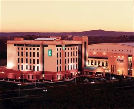 Embassy Suites Hot Springs & Spa