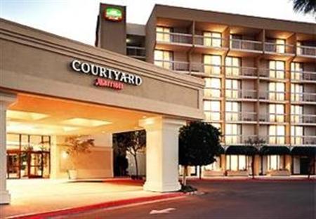 Courtyard By Marriott