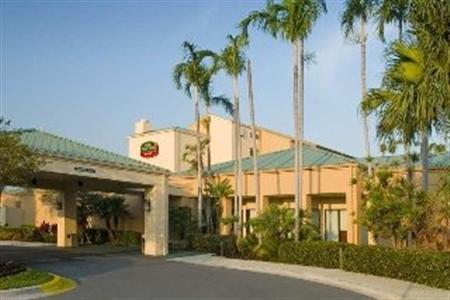 Courtyard By Marriott Miami Lakes