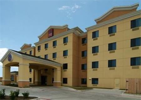 Comfort Suites