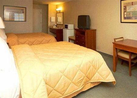 Quality Inn Near Six Flags Discovery Kingdom-Napa Valley