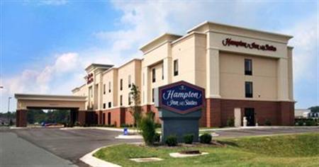 Hampton Inn & Suites