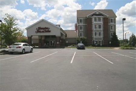 Hampton Inn & Suites