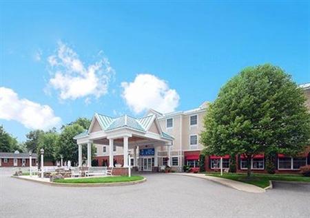 Comfort Inn & Suites Colonial