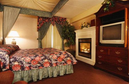 A Fireside Inn & Suites