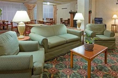 Holiday Inn Express & Suites Chester Monroe Goshen