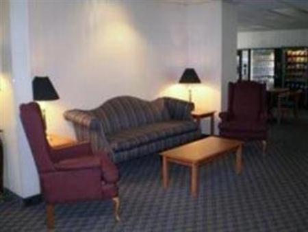 Holiday Inn Express & Suites